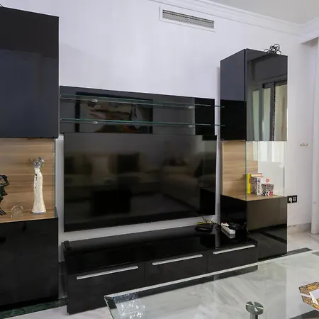 Apartment La Dama De Noche Puerto Banus 2 Bedrooms *